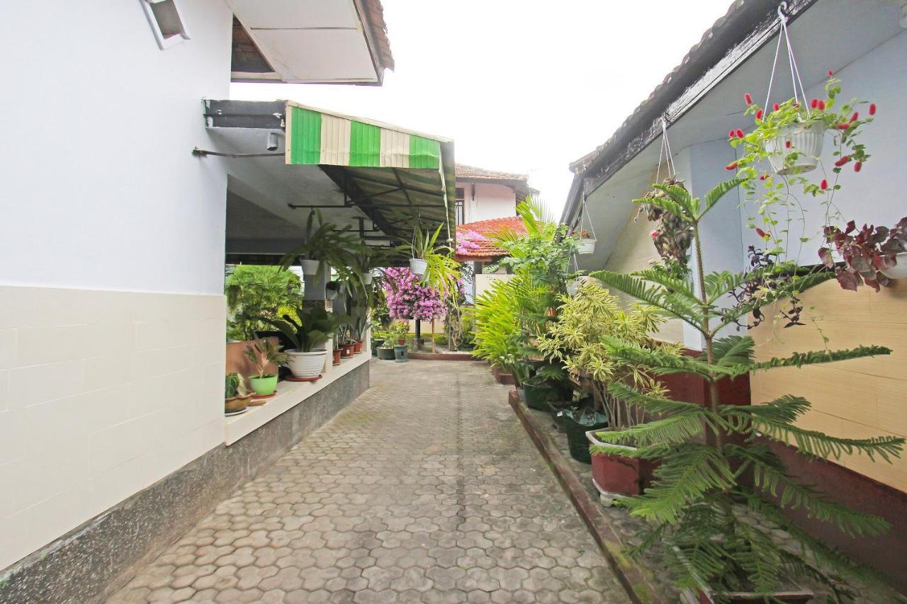 Oyo 91516 Wisata Hotel マタラム エクステリア 写真