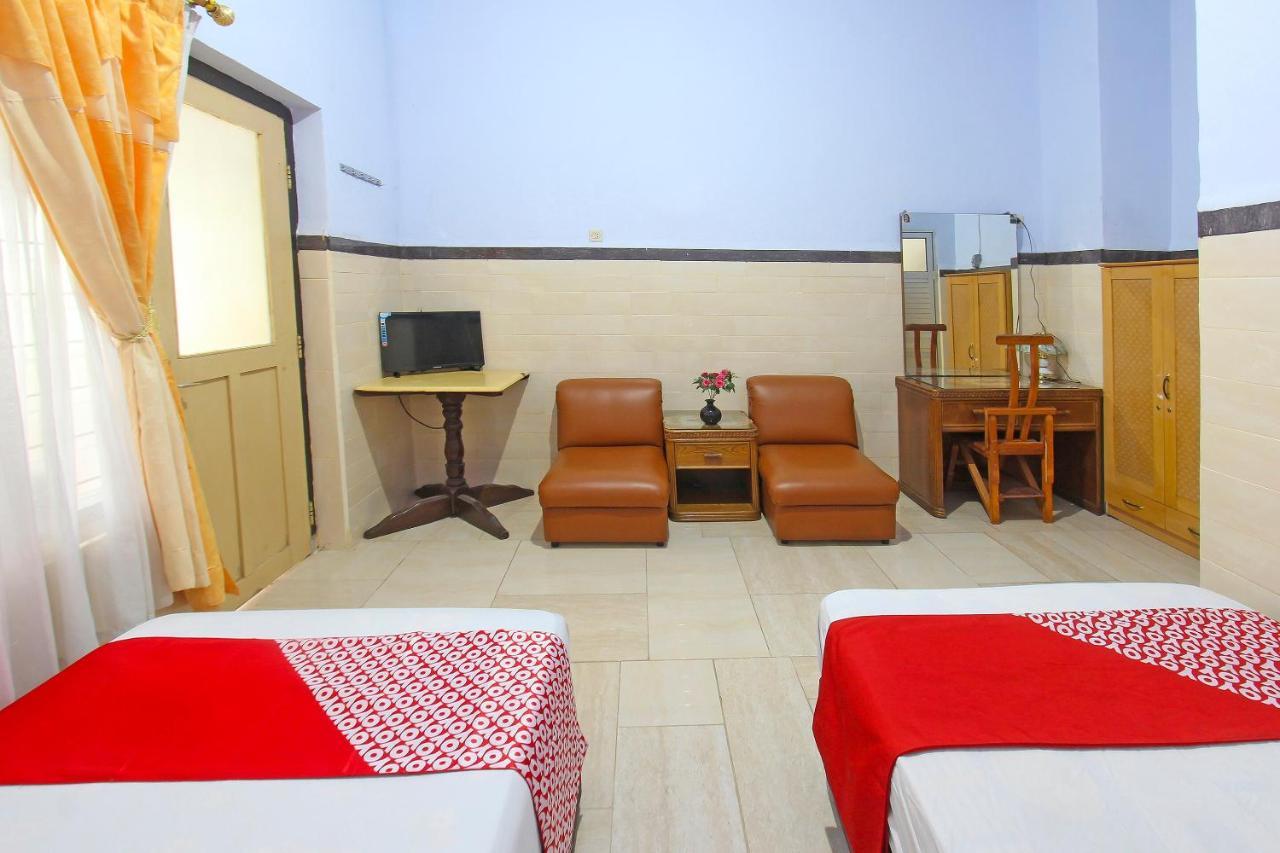 Oyo 91516 Wisata Hotel マタラム エクステリア 写真